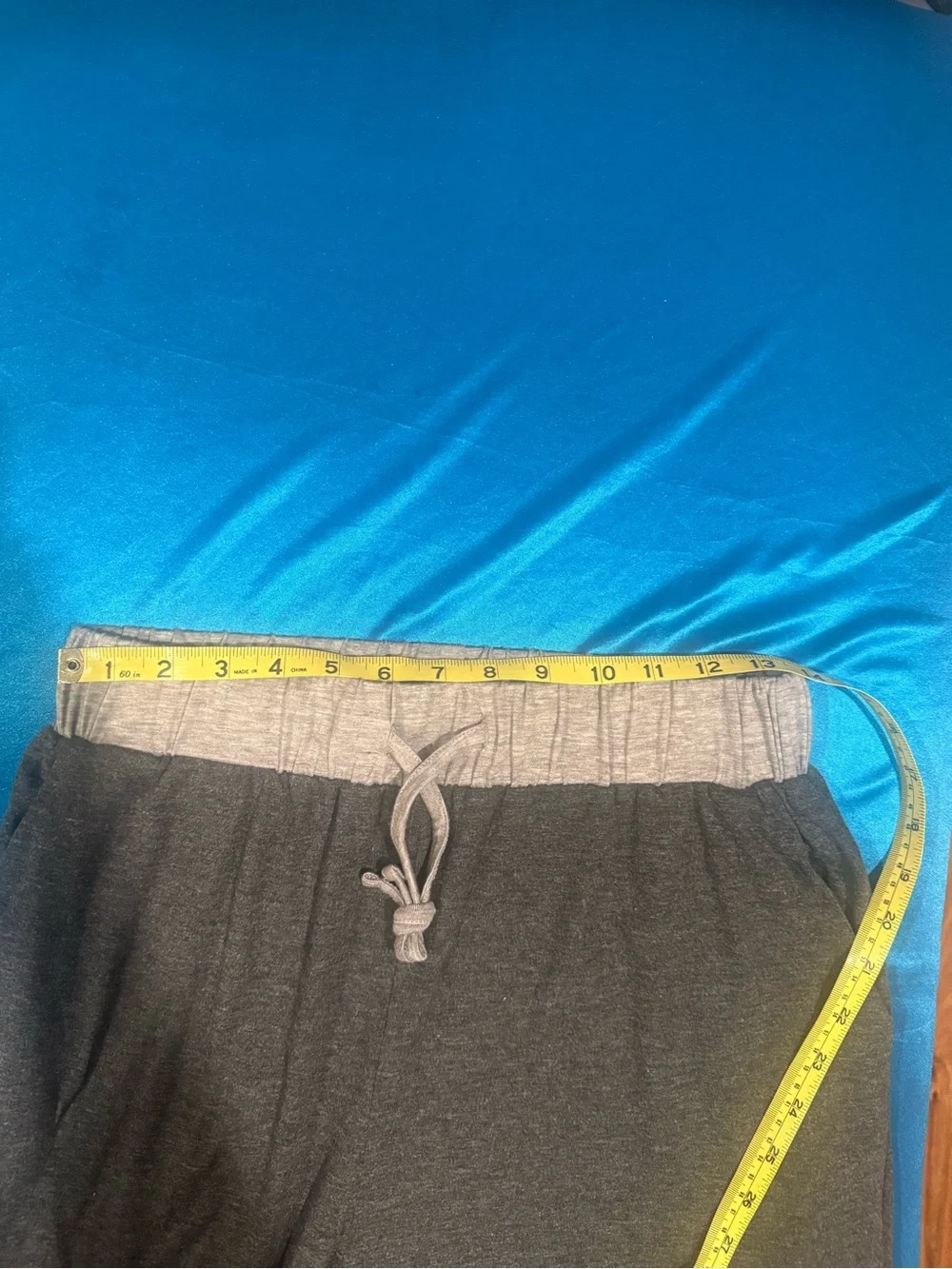 Kids Wide-Leg Sweatpants with Contrast Drawstring Waist - Gray (G2)